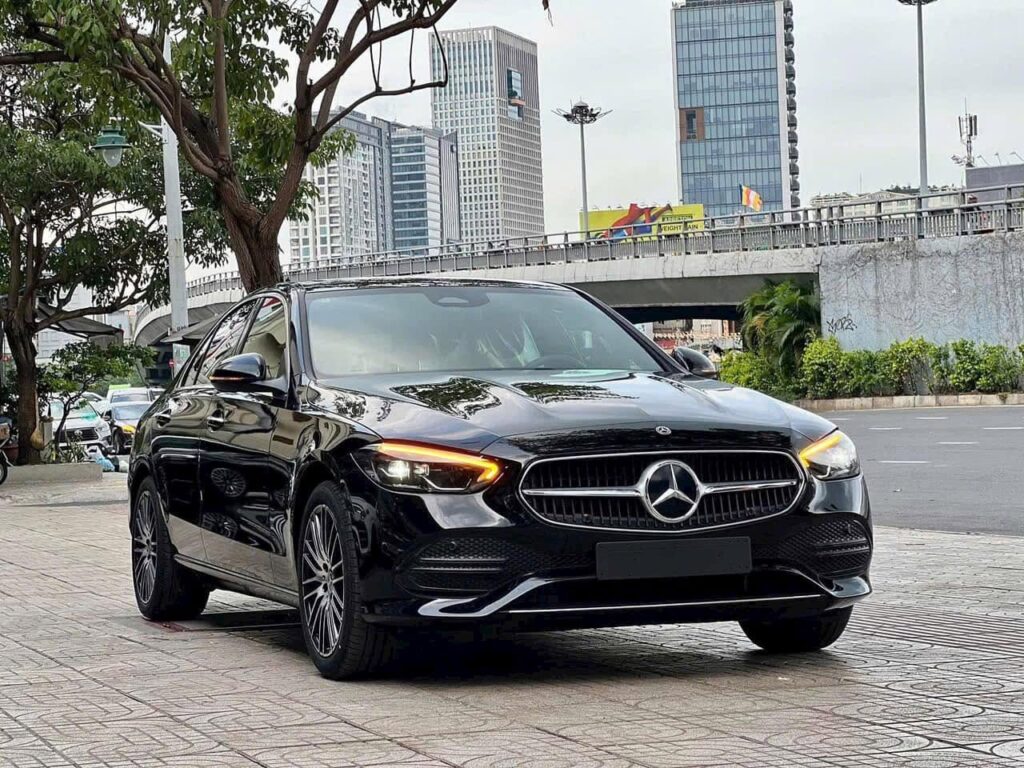 Mercedes-Benz C200 Avnatgarde Plus 2026